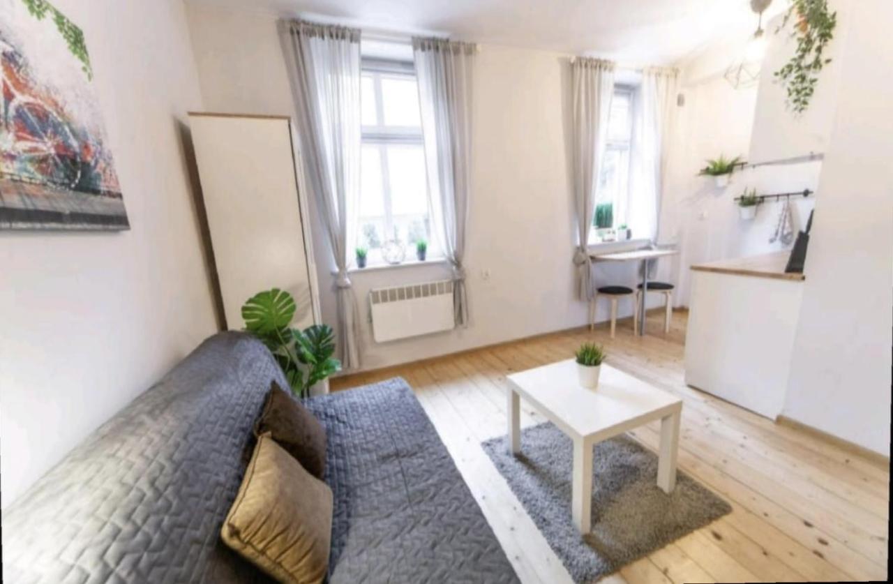 Vip Apartment Красков Екстериор снимка